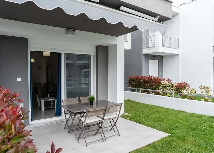 Thalassa & Thalassa Prive Residential Complex